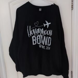 Gildan Heavy Blend Black Sweatshirt